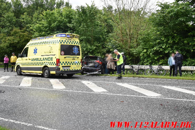 3 biler og en cykellist indblandet i uheldet. Fredericiavej ved Vindingvej. 09/06-2024. Kl. 10:58.