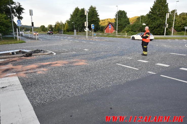 Både bilen og lysregulering gik død. Bredstenvej ved Skibet. 20/06-2024. Kl. 21:20.