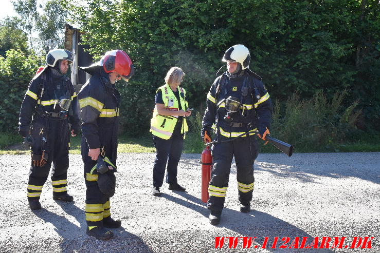 Ild i el-skab. Chr. Jensens Vej i vejle. 26/06-2024. Kl. 17:40.