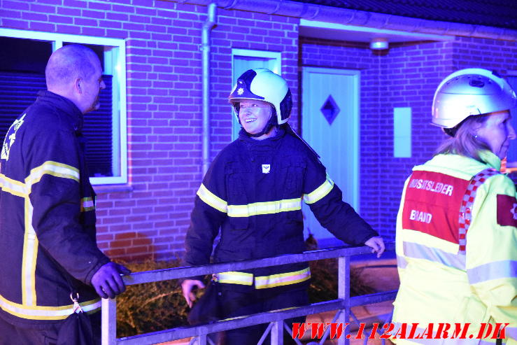 Voldsom brand i rækkehus. Primulavej i Vejle. 22/07-2024. KL. 02:34.