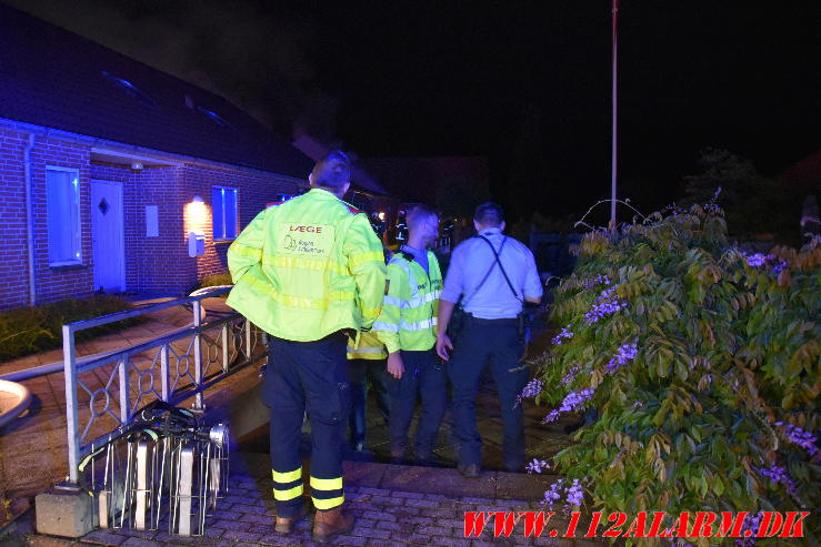 Voldsom brand i rækkehus. Primulavej i Vejle. 22/07-2024. KL. 02:34.