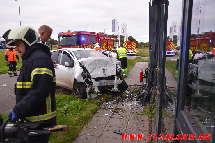 Ramte bygningen med stor kraft. Grundet Ringvej i Vejle. 15/09-2024. Kl. 18:54.