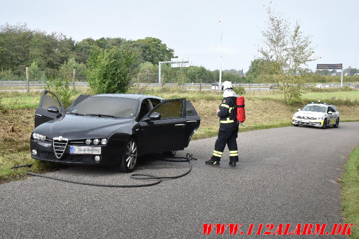 Har forsøgt at brænde bilen af. Svinholtvej i Vejle. 28/09-2024. Kl. 13:11.