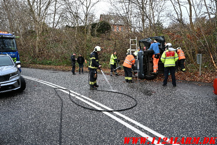 Ældre dame væltede om på siden. Jellingvej i Vejle. 27/11-2024. Kl. 13:27.