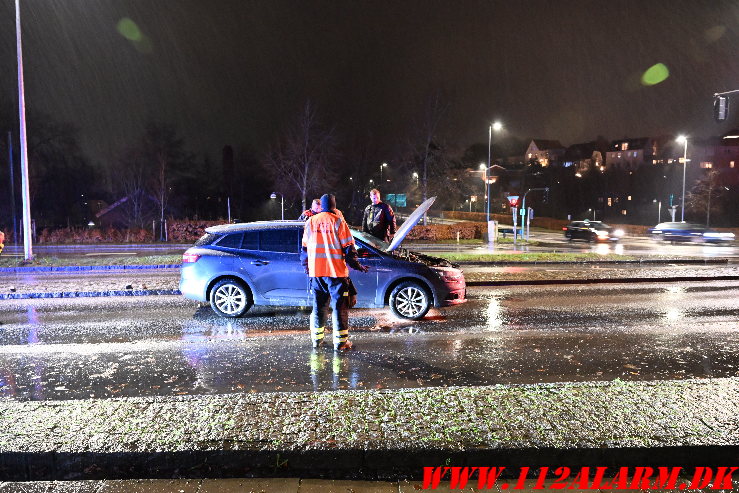 Overså midterrabatten. Fredericiavej i Vejle. 27/11-2024. Kl. 21:41.