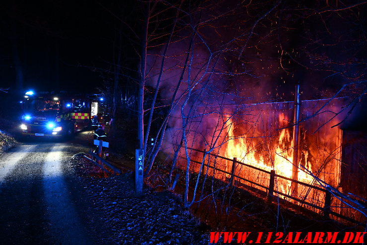 Ild i Kolonihavehus. Lohsevej Vejle. 09/02-2025. Kl. 23:10.