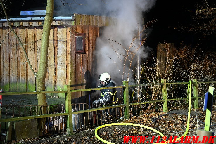 Ild i Kolonihavehus. Lohsevej Vejle. 09/02-2025. Kl. 23:10.