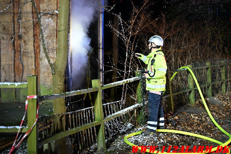 Ild i Kolonihavehus. Lohsevej Vejle. 09/02-2025. Kl. 23:10.